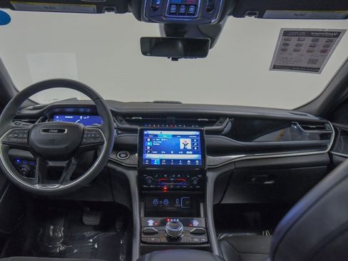 Used 2023 Jeep Grand Cherokee Trailhawk w/ Advanced Protech Group II image 36