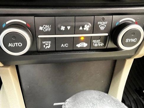 Used 2017 Acura ILX FWD image 14