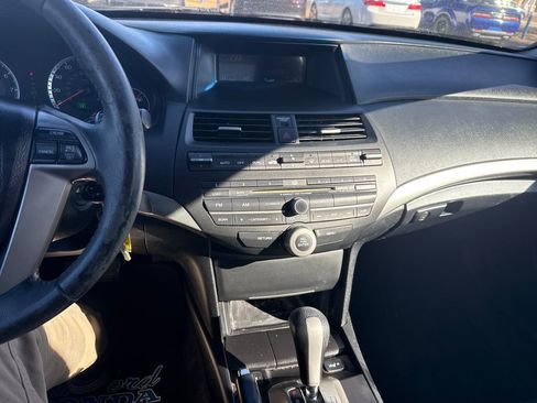 Used 2009 Honda Accord EX-L image 18