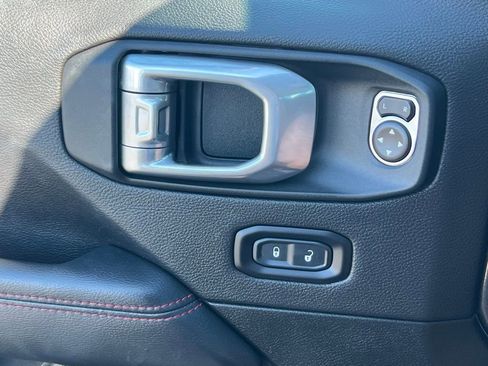 Used 2021 Jeep Wrangler Unlimited Rubicon image 27