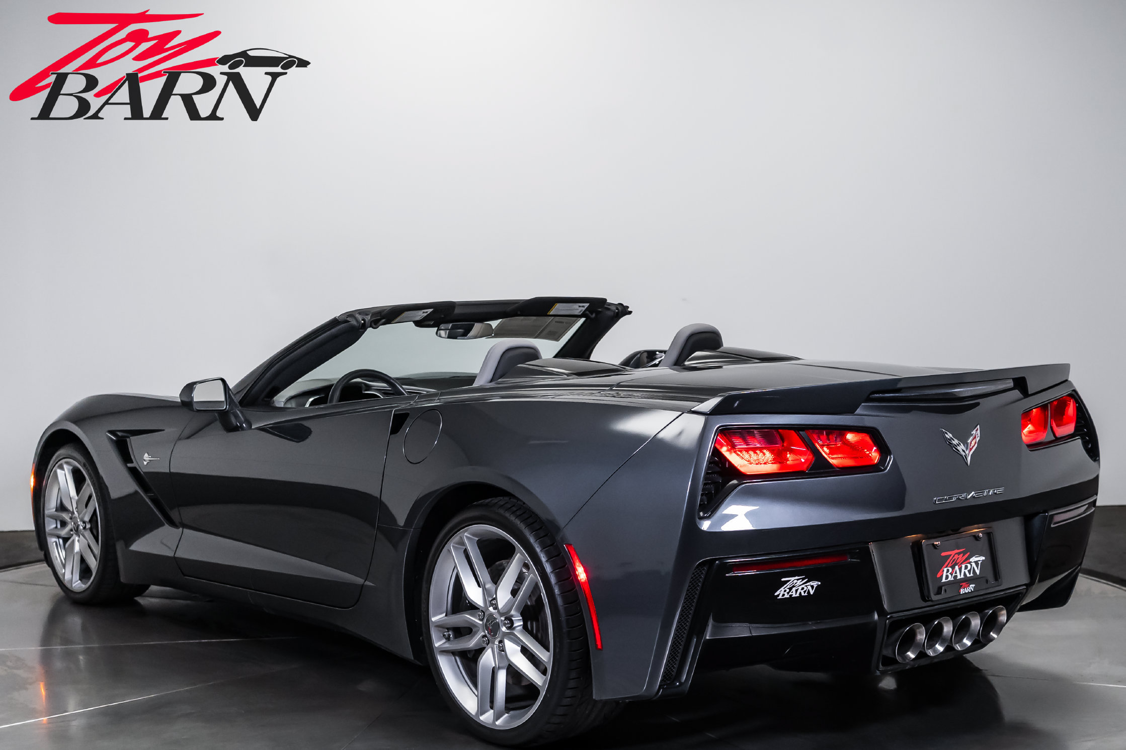 Used 2014 Chevrolet Corvette Stingray Convertible w/ 3LT Preferred Equipment Group RWD image 3