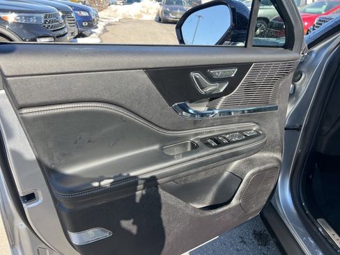 Used 2022 Lincoln Corsair AWD w/ Equipment Group 101A image 21