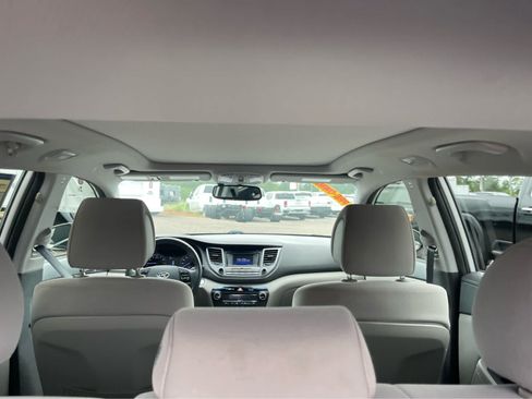 Used 2017 Hyundai Tucson Value FWD image 23