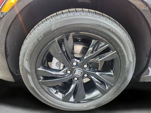 Used 2024 Buick Encore GX Sport Touring w/ Comfort Package FWD image 17