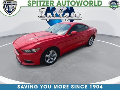Used 2015 Ford Mustang Coupe RWD image 4
