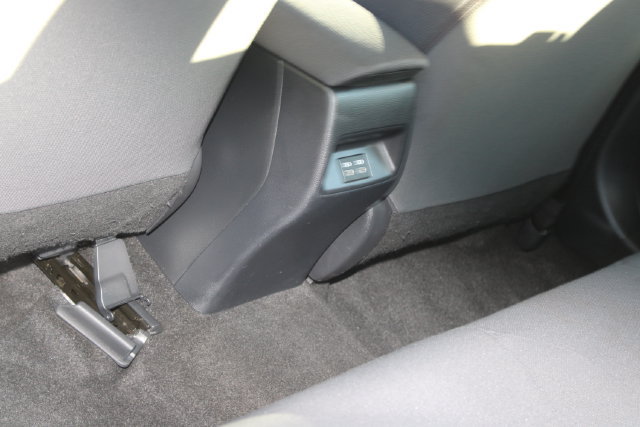 Used 2024 Toyota Corolla LE w/ LE Convenience Package FWD image 34