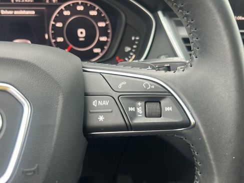 Used 2018 Audi Q5 2.0T Premium image 22