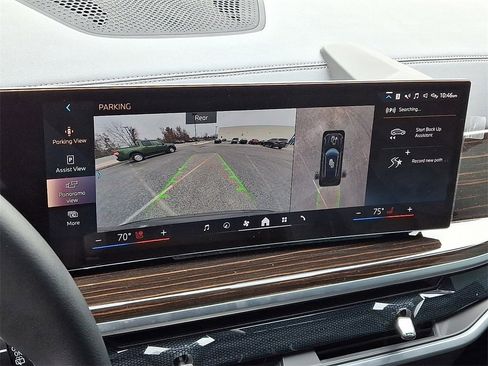 Used 2024 BMW X5 xDrive40i w/ Premium Package image 4