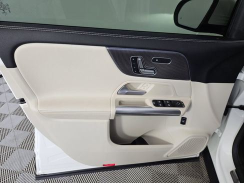 Used 2022 Mercedes-Benz GLA 250 image 16