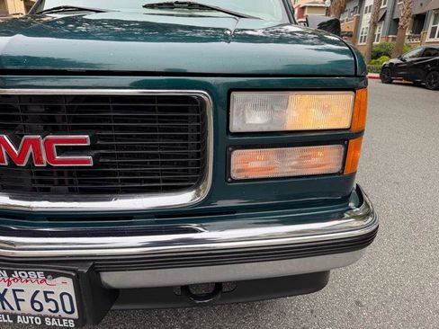 Used 1997 GMC Yukon 4WD 4-Door w/ Marketing Opt Pkg 5 image 15