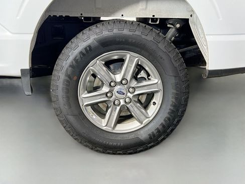 Used 2025 Ford F150 XLT w/ Equipment Group 301A Standard image 28