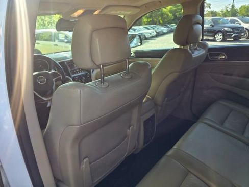 Used 2014 Jeep Grand Cherokee Limited w/ Trailer Tow Group IV AWD/4WD image 20