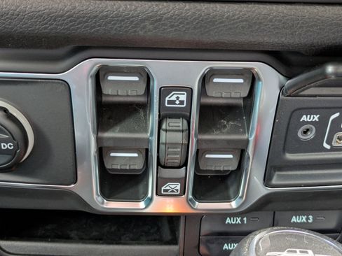 New 2026 Jeep Gladiator Sport image 26