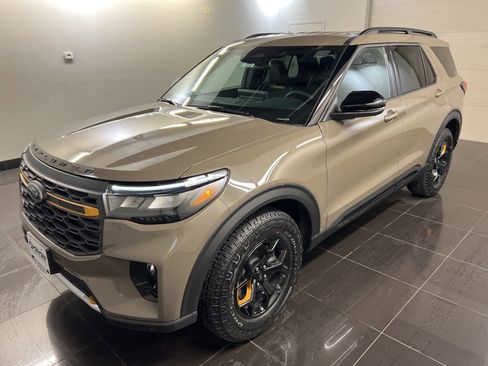 New 2026 Ford Explorer Tremor image 3