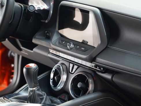Used 2022 Chevrolet Camaro SS RWD image 41