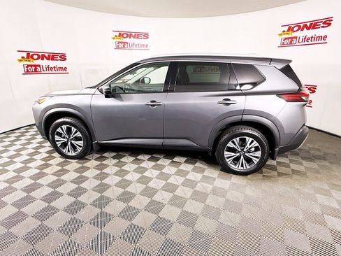 Certified 2021 Nissan Rogue SV w/ Premium Package AWD/4WD image 15