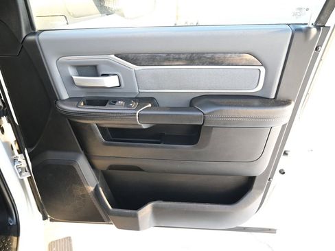 Used 2020 RAM 2500 Big Horn w/ Level 1 Equipment Group image 38