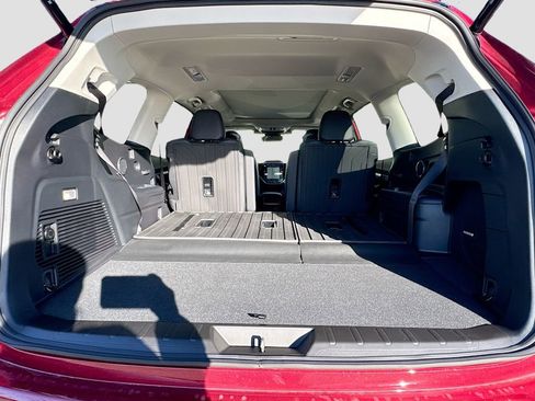 New 2026 Subaru Ascent Limited AWD/4WD image 32