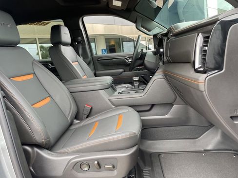 Used 2026 GMC Sierra 1500 AT4 w/ AT4 Premium Package AWD/4WD image 21