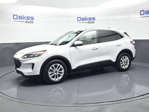 Used 2020 Ford Escape SE FWD image 5
