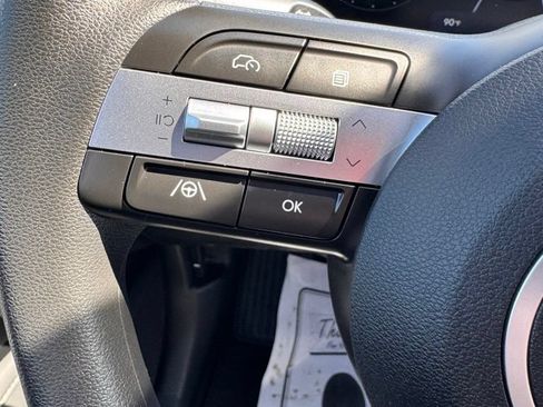 Used 2025 Hyundai Santa Cruz SEL AWD/4WD image 27
