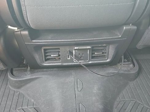 Used 2024 Chevrolet Silverado 1500 RST AWD/4WD image 19