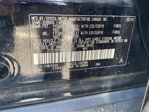 Used 2021 Toyota RAV4 XLE Premium FWD image 22