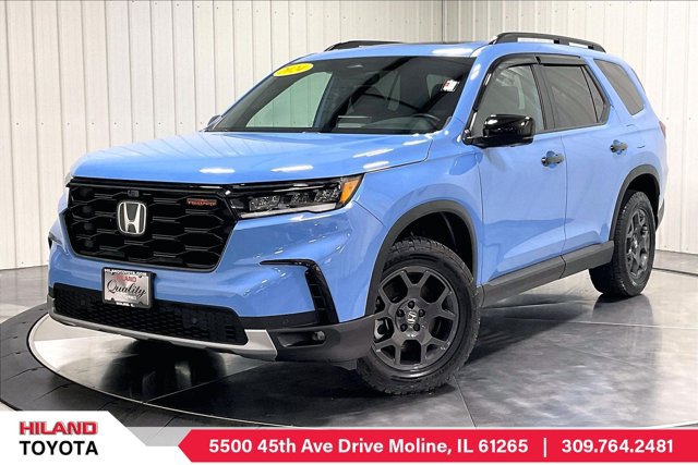 Used 2024 Honda Pilot TrailSport image 1