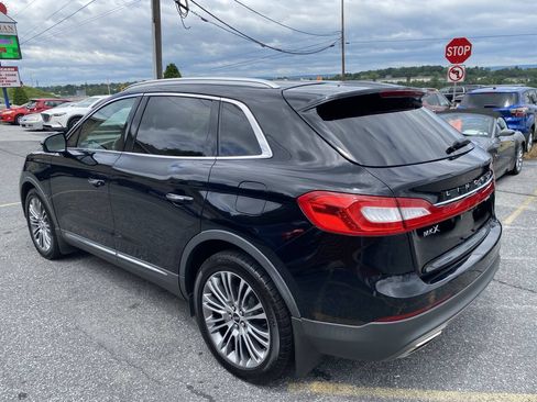 Used 2016 Lincoln MKX Reserve w/ Climate Package AWD/4WD image 9
