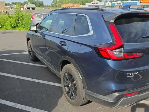 Used 2025 Honda CR-V Sport-L image 6