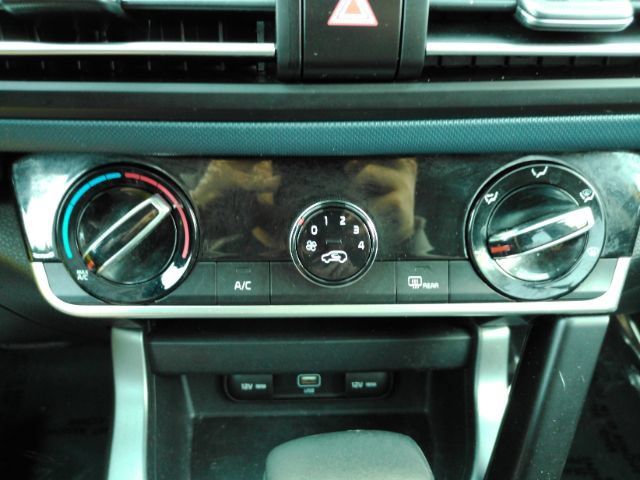 Used 2021 Kia Seltos S AWD/4WD image 42