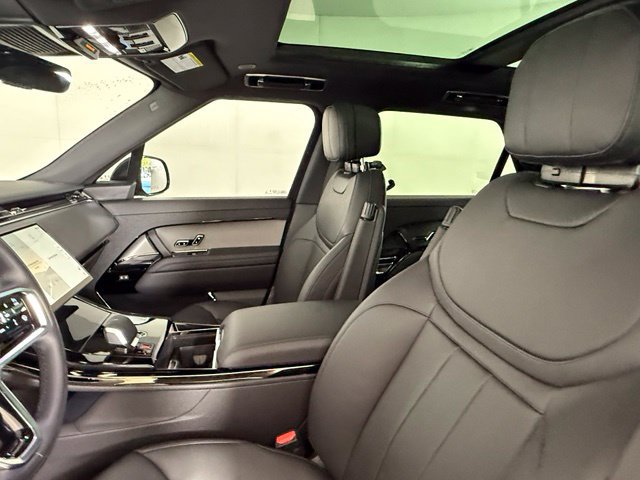 New 2027 Land Rover Range Rover Sport SE AWD/4WD image 13