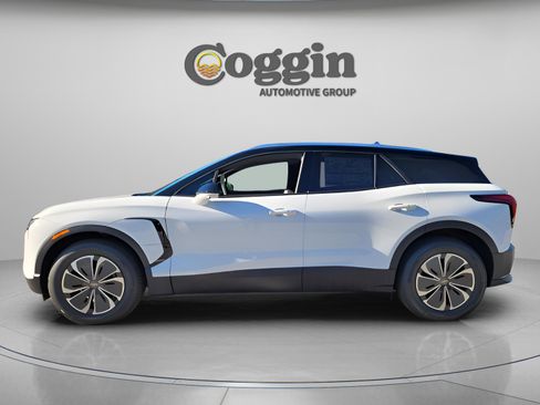 New 2026 Chevrolet Blazer EV LT image 2