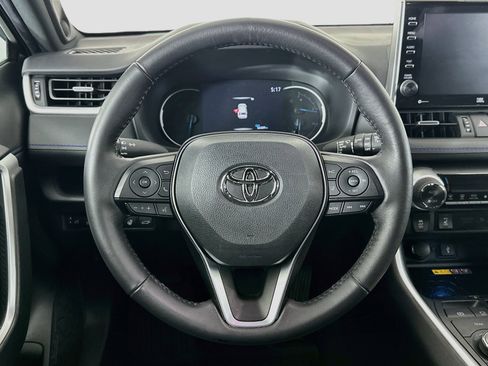 Used 2022 Toyota RAV4 XSE AWD/4WD image 18