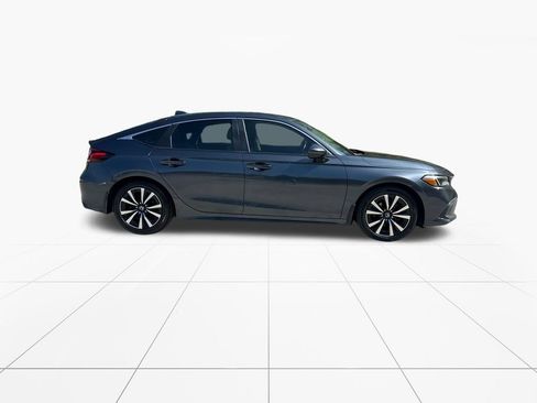 Used 2022 Honda Civic EX-L image 9