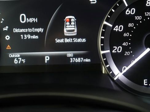 Used 2023 Toyota Highlander XSE image 25