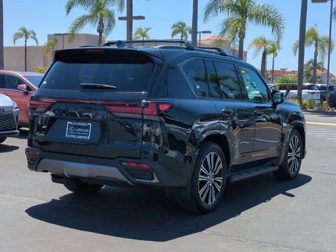 New 2026 Lexus LX 600 4WD w/ Luxury Package image 5