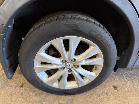 Used 2015 Toyota RAV4 Limited AWD/4WD image 10