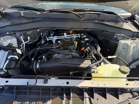 New 2026 Ford Explorer Active AWD/4WD image 21