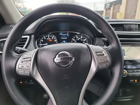 Used 2016 Nissan Rogue SV w/ SV Premium Package AWD/4WD image 14