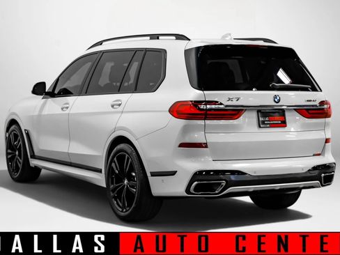 Used 2022 BMW X7 xDrive40i w/ M Sport Package AWD/4WD image 6