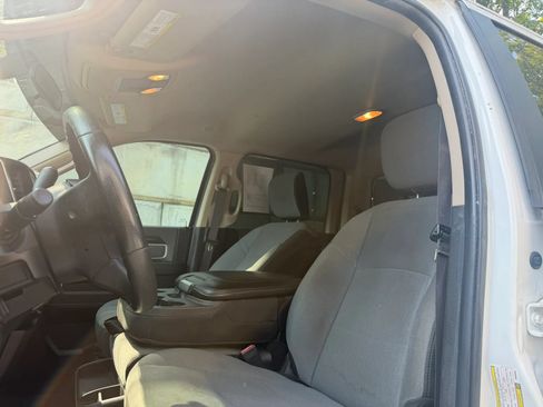 Used 2019 RAM 2500 Big Horn AWD/4WD image 2