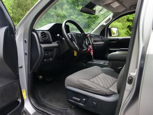 Used 2018 Toyota Tundra SR5 w/ TRD Off Road Package AWD/4WD image 23