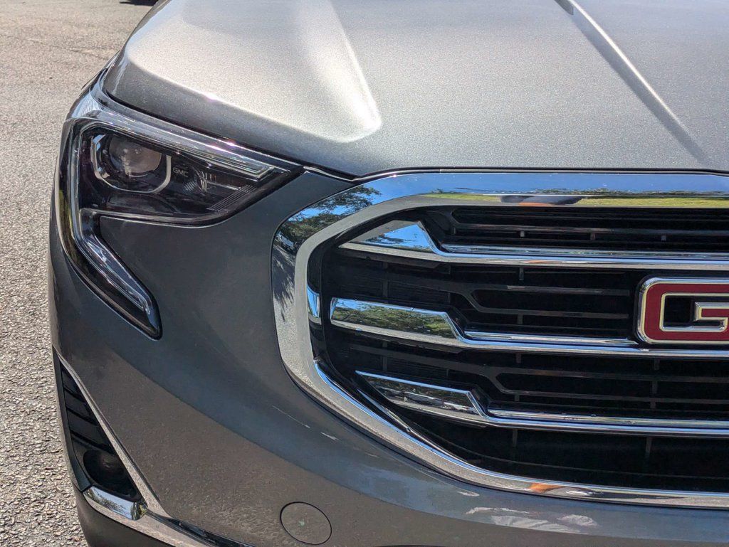 Used 2020 GMC Terrain SLT w/ Preferred Package FWD image 9