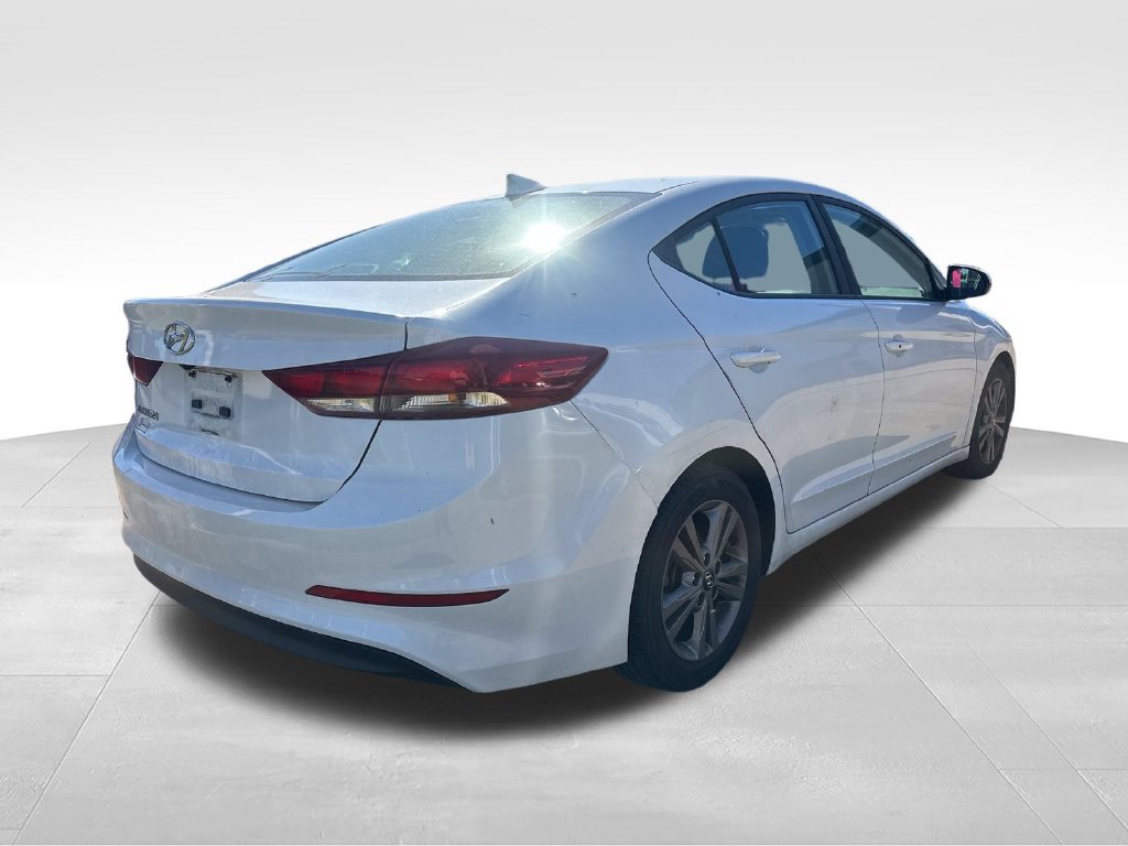 Used 2018 Hyundai Elantra Value Edition w/ Cargo Package FWD image 5