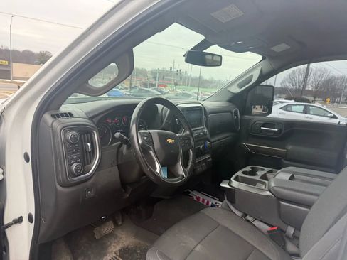 Used 2022 Chevrolet Silverado 2500 LT w/ Fleet Comfort Package image 4