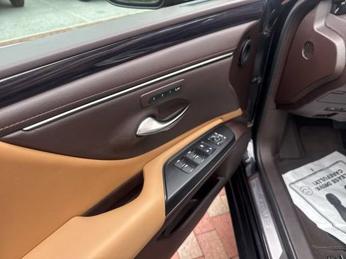 Used 2021 Lexus ES 350 w/ Premium Package FWD image 13