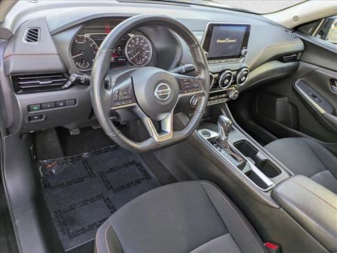Used 2023 Nissan Sentra SR w/ Midnight Edition Package FWD image 10