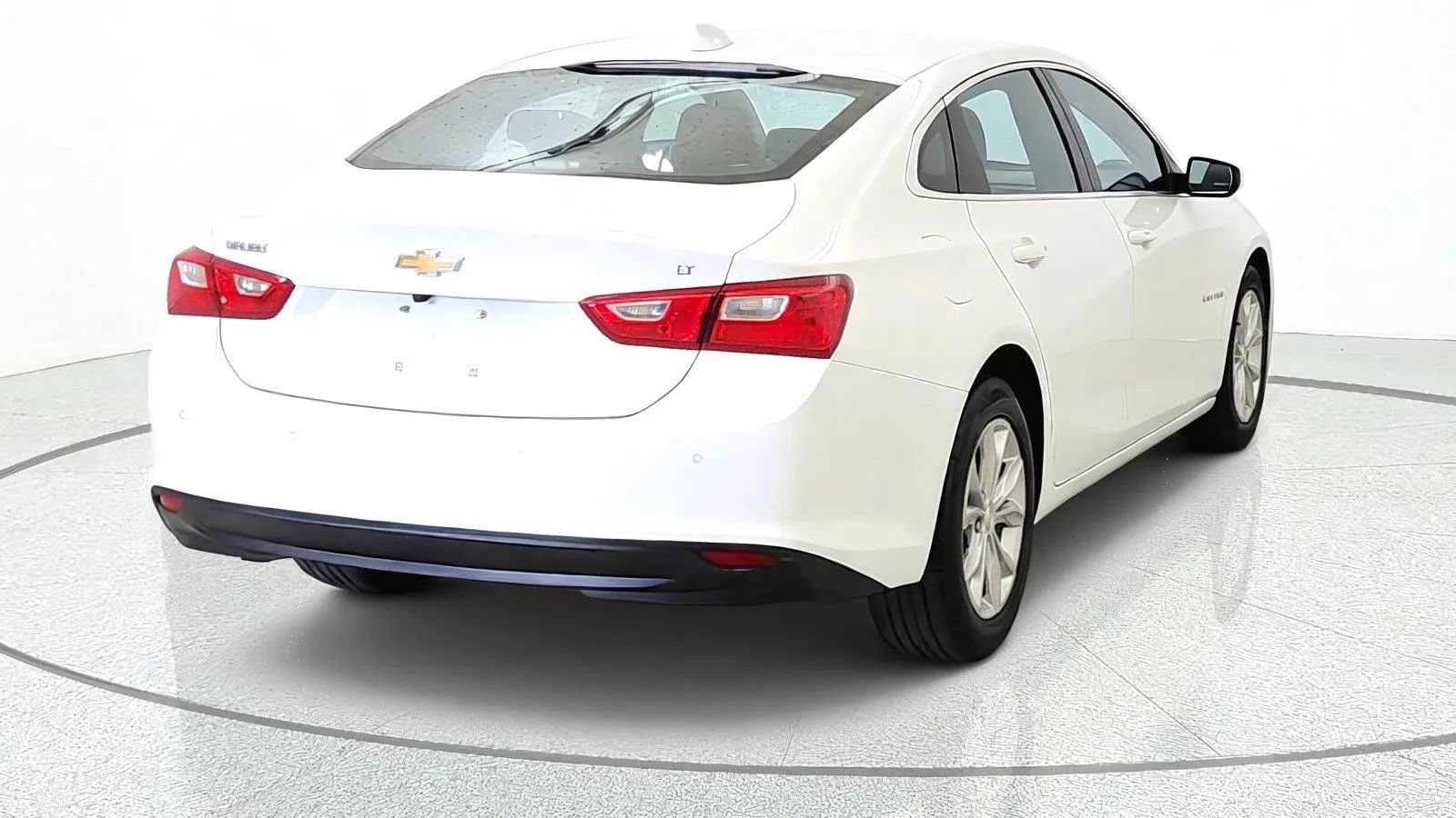 Used 2024 Chevrolet Malibu LT FWD image 8