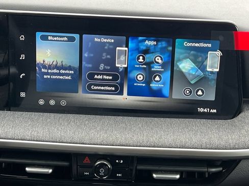 New 2026 Nissan Kicks SV AWD/4WD image 9